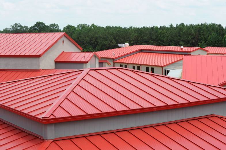 Как выбрать профнастил для крыши?